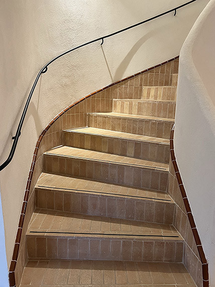 plaquette terre cuite pour escalier