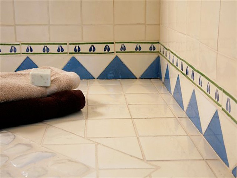 frise carrelage salle de bain